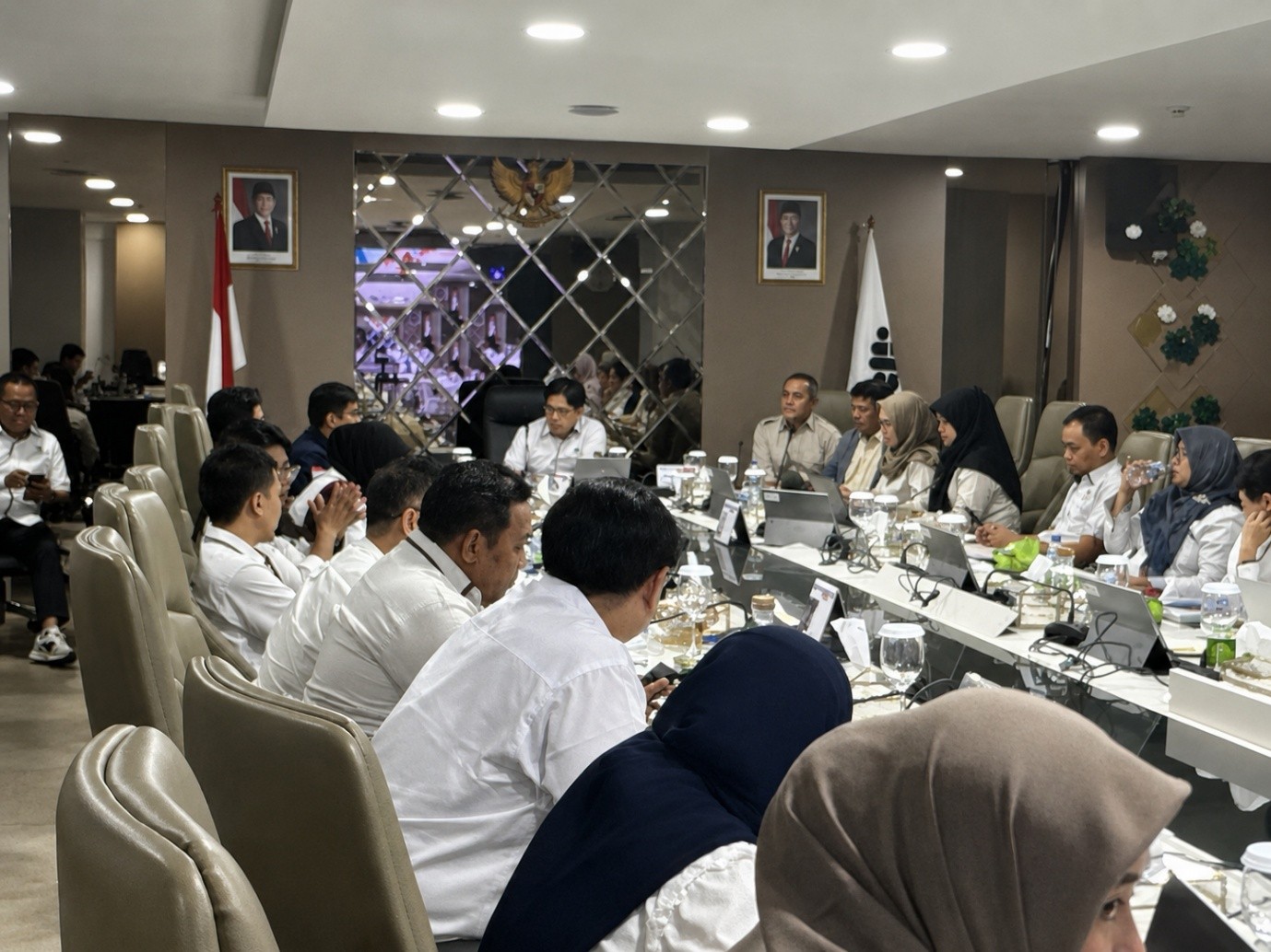 Rapat Pembahasan Penghitungan Angka Kredit Dalam Rangka Pengangkatan dan Kenaikan Jenjang Jabatan Fungsional Pengantar Kerja
